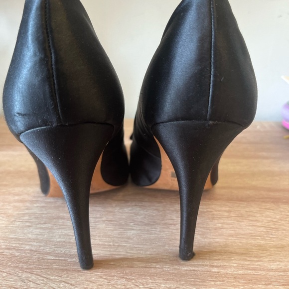 Badgley Mischka Black Heels - Picture 5 of 12